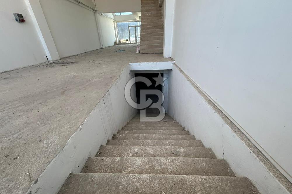 İVEDİK OSB ANTES SANAYİ SİTESİNDE 460 M2 SATILIK KÖŞE DÜKKAN