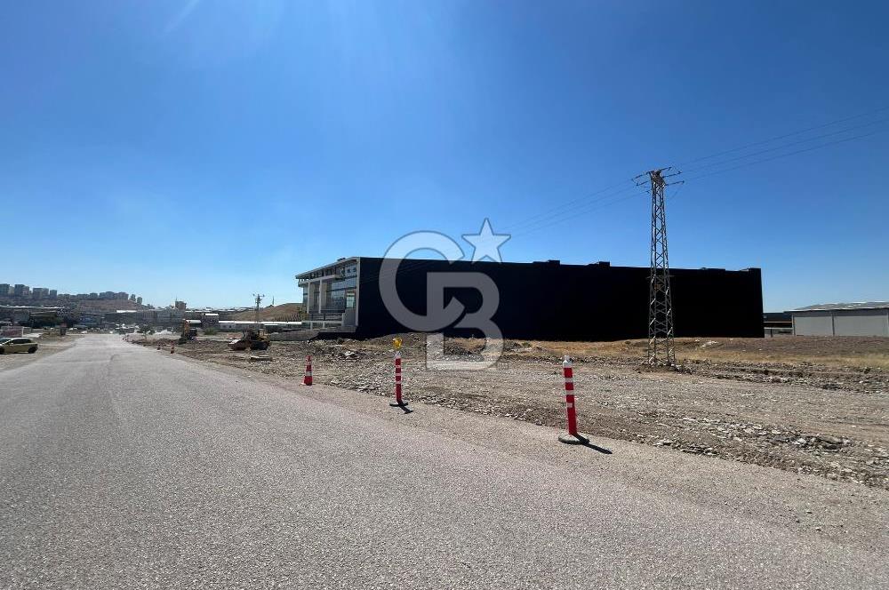 İVEDİK OSB ANTES SANAYİ SİTESİNDE 460 M2 SATILIK KÖŞE DÜKKAN