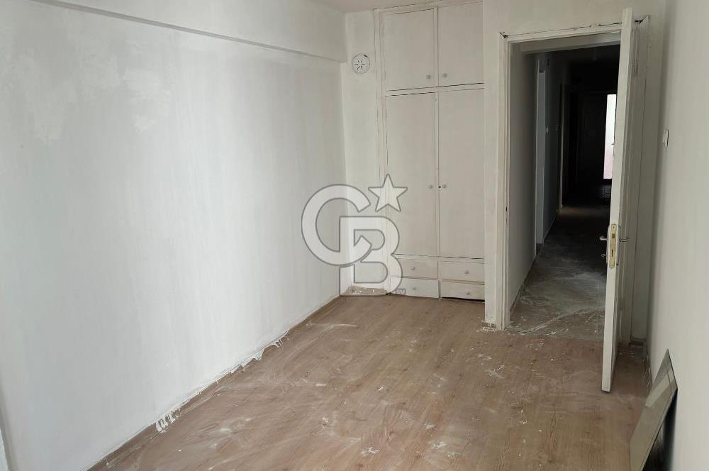 BORNOVA ATA DURAĞI'NDA KİRALIK 3+1 DAİRE