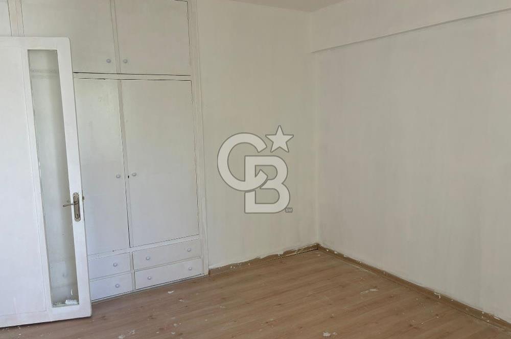 BORNOVA ATA DURAĞI'NDA KİRALIK 3+1 DAİRE