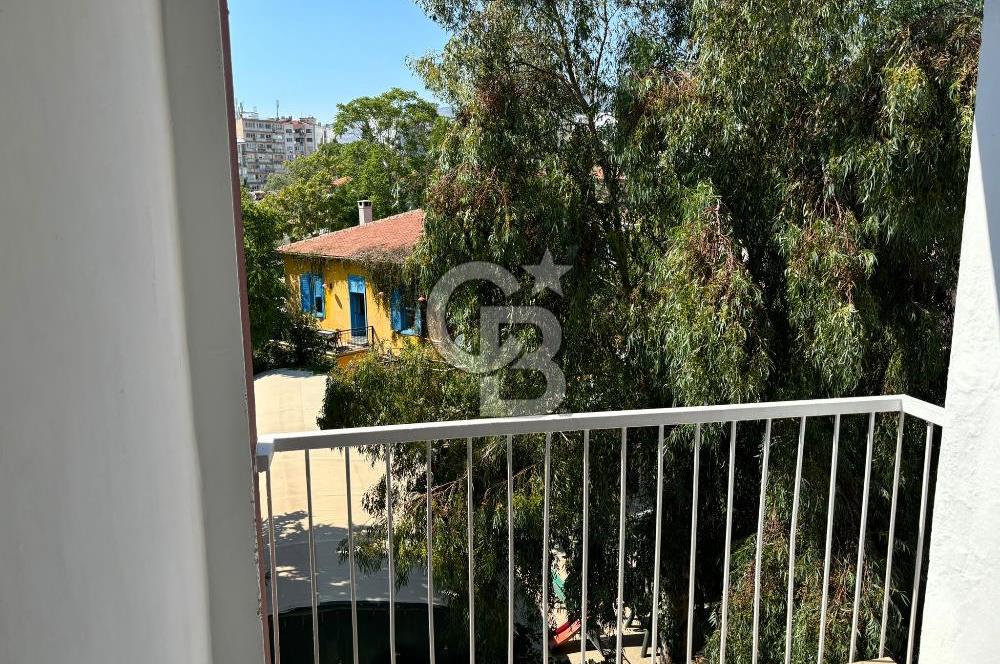 BORNOVA ATA DURAĞI'NDA KİRALIK 3+1 DAİRE