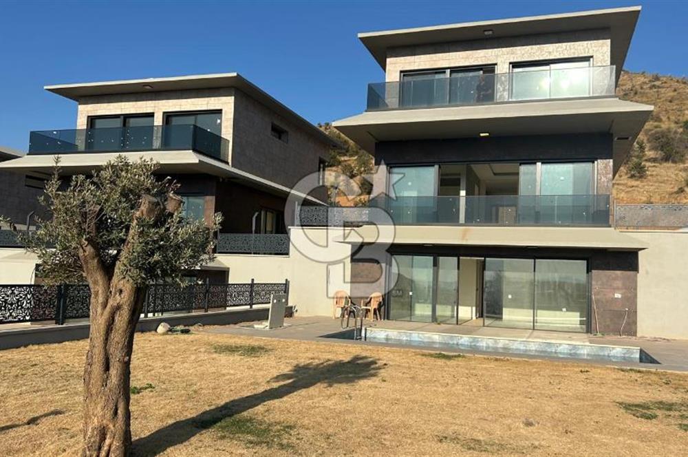 For Rent: Brand New Villa with Pool at Casa Vilus in Güzelbahçe