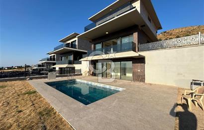 For Sale: Brand New Villa with Pool at Casa Vilus in Güzelbahçe