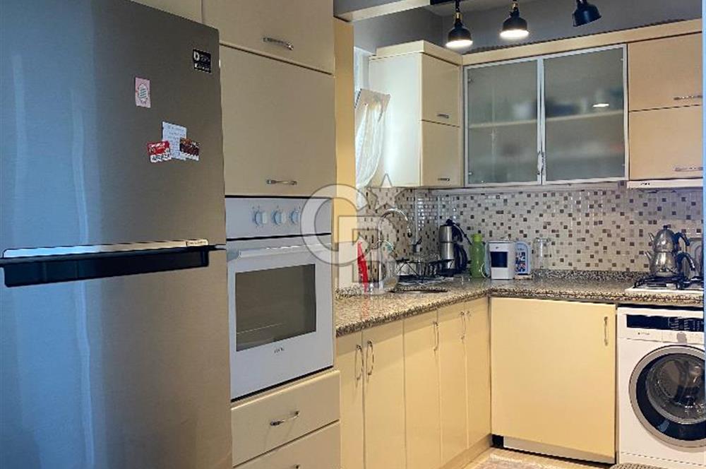 CİHANGİR FİRUZAĞA'DA BALKONLU GALATA KULESİ MANZARALI 2+1 SATILIK DAİRE