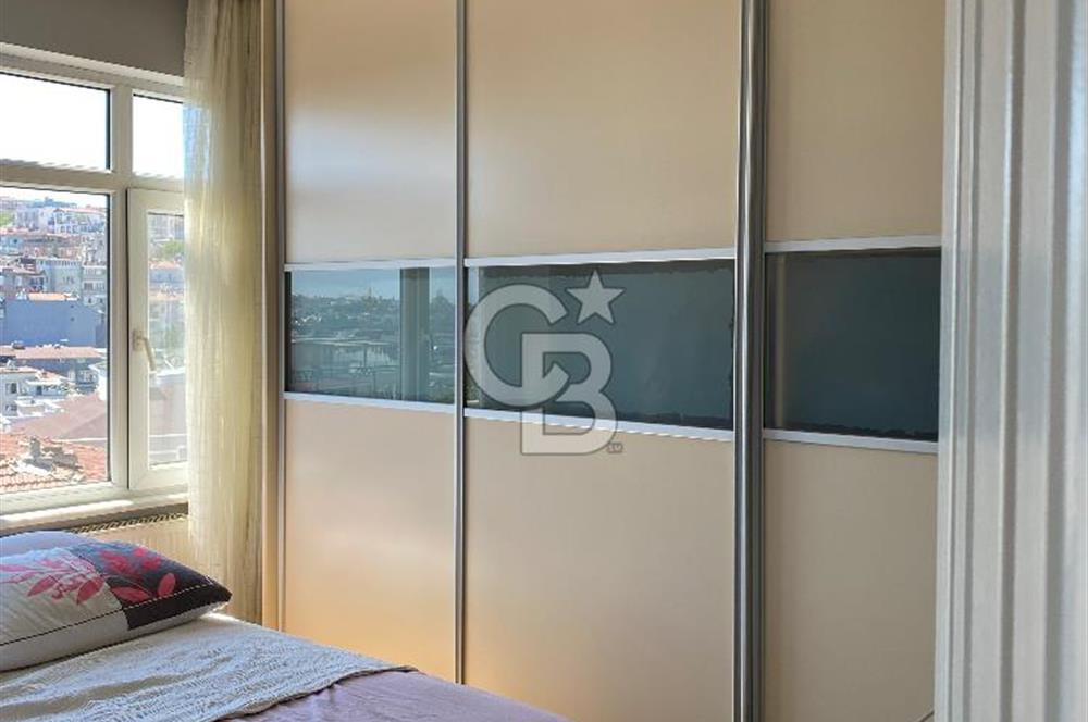 CİHANGİR FİRUZAĞA'DA BALKONLU GALATA KULESİ MANZARALI 2+1 SATILIK DAİRE