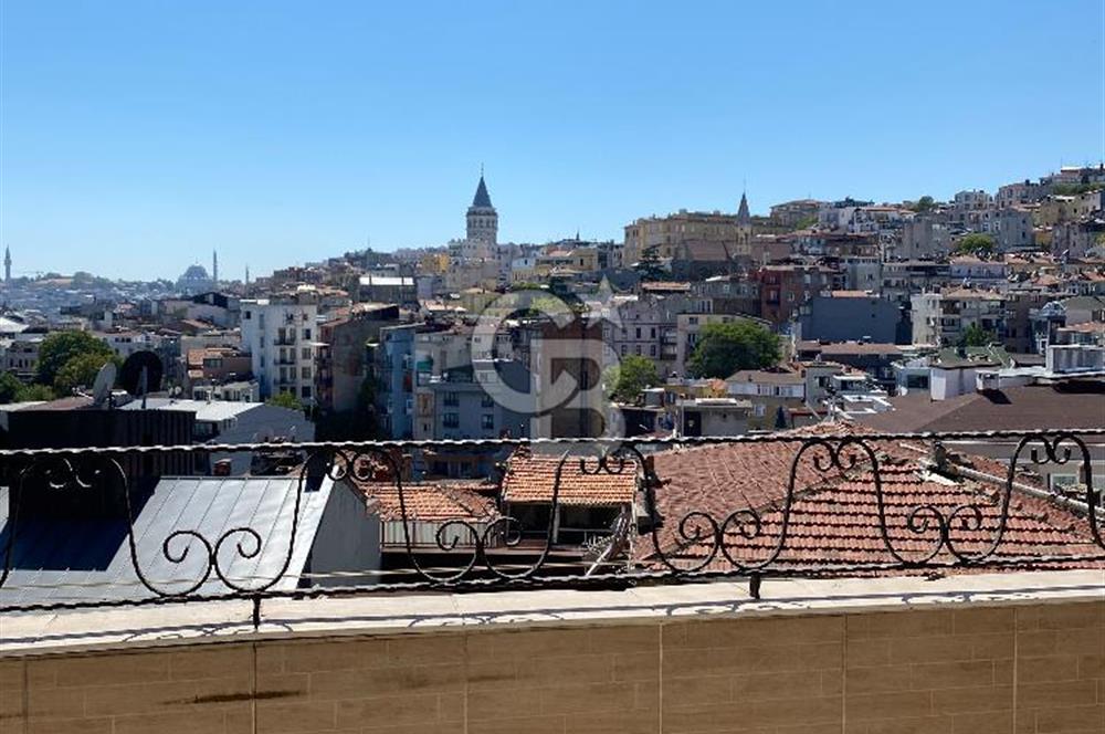 CİHANGİR FİRUZAĞA'DA BALKONLU GALATA KULESİ MANZARALI 2+1 SATILIK DAİRE