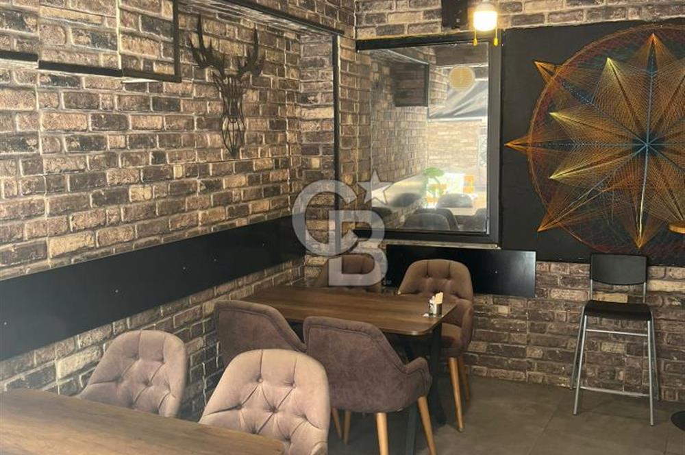 CB 222'DEN ŞEHRİN MERKEZİ COLLESİUM KARŞISI DEVREN SATILIK CAFE