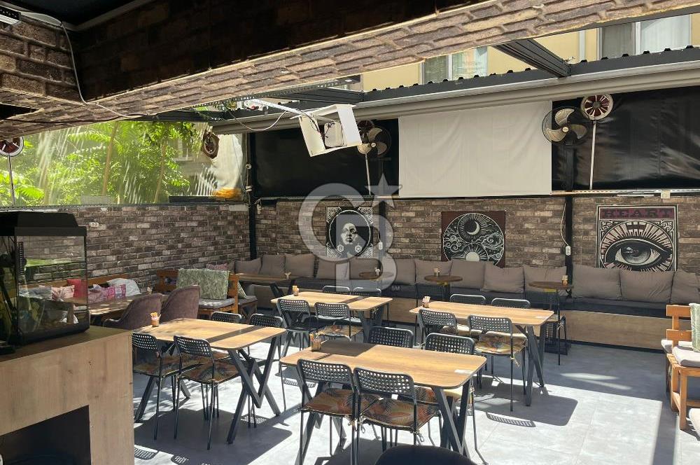 CB 222'DEN ŞEHRİN MERKEZİ COLLESİUM KARŞISI DEVREN SATILIK CAFE