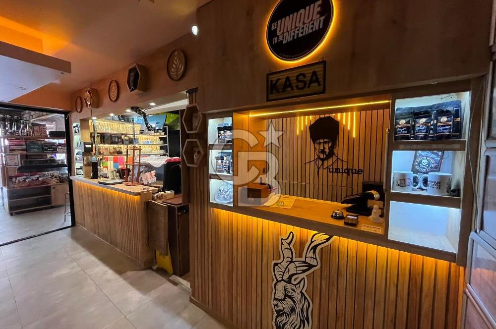 CB 222'DEN ŞEHRİN MERKEZİ COLLESİUM KARŞISI DEVREN SATILIK CAFE