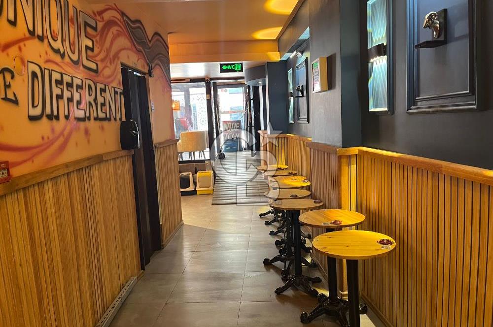 CB 222'DEN ŞEHRİN MERKEZİ COLLESİUM KARŞISI DEVREN SATILIK CAFE