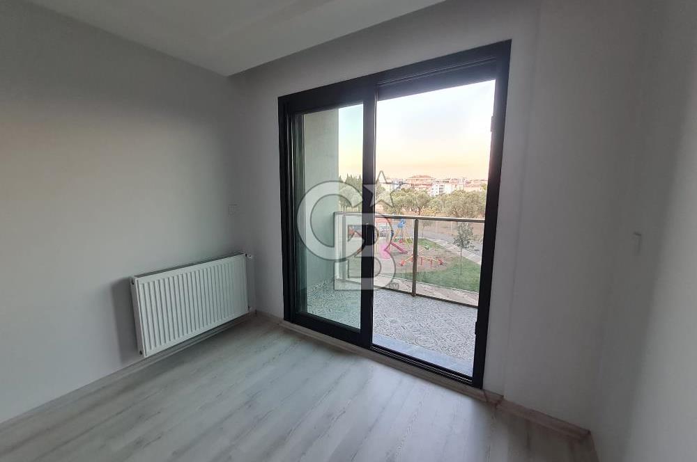 Menderes'te Havuzlu sitede Kiralık Daire