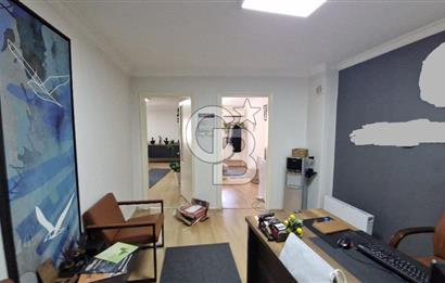 Alsancak Kıbrıs Şehiyleri Caddesi Office Rental Opportunity..