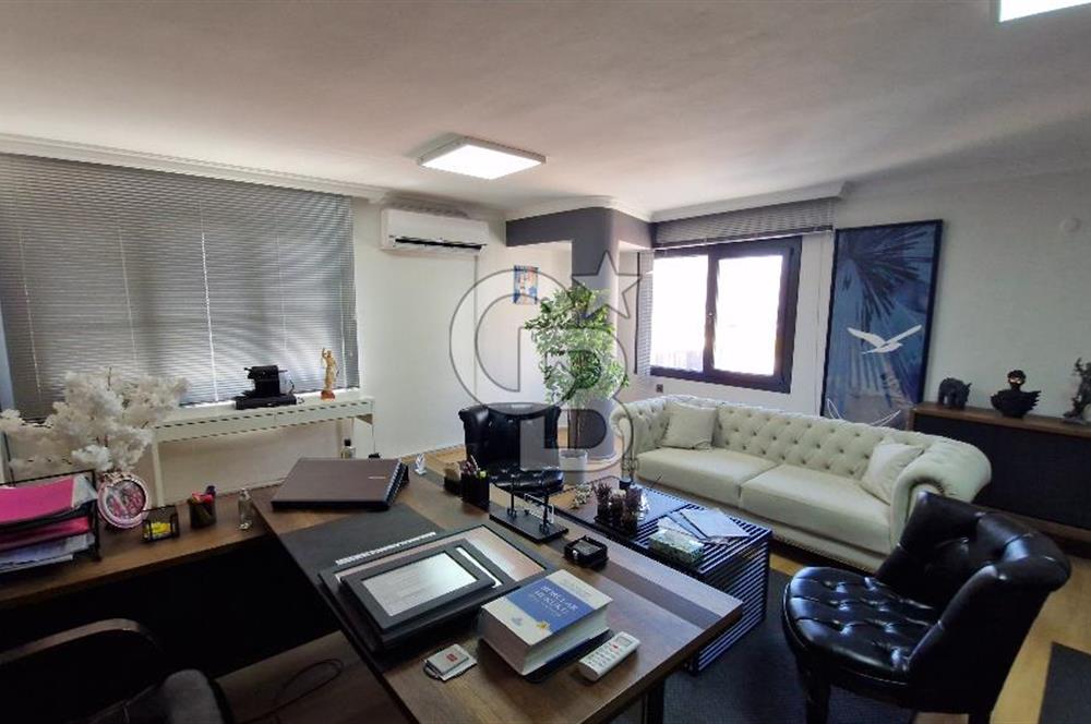 Alsancak Kıbrıs Şehiyleri Caddesi Office Rental Opportunity..