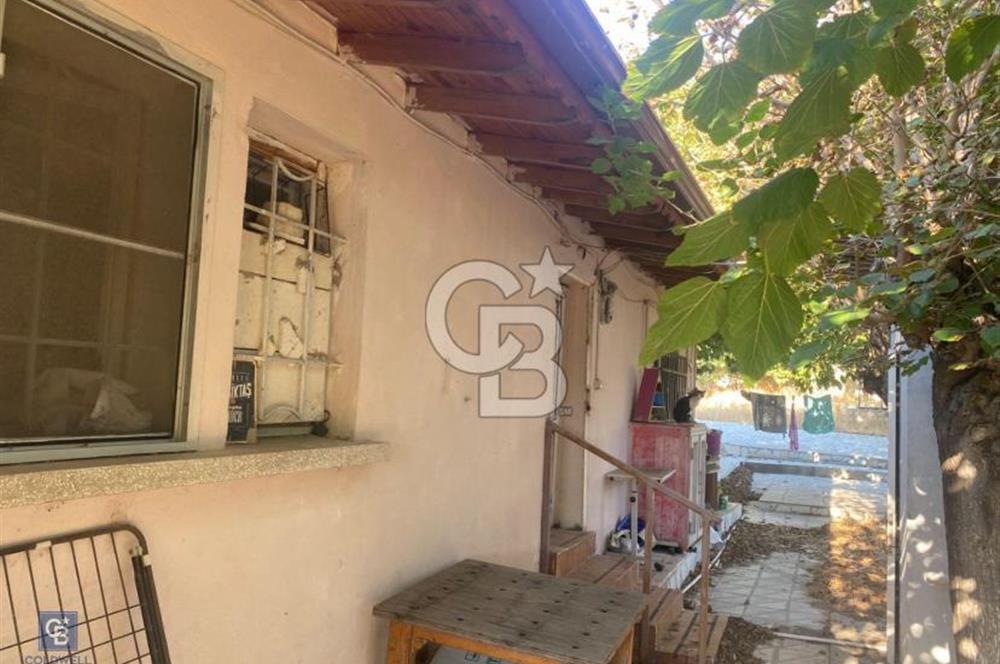 Urla Kalabak'ta Denize 50 M. mesafede Kiralık 3+1 Müstakil Ev