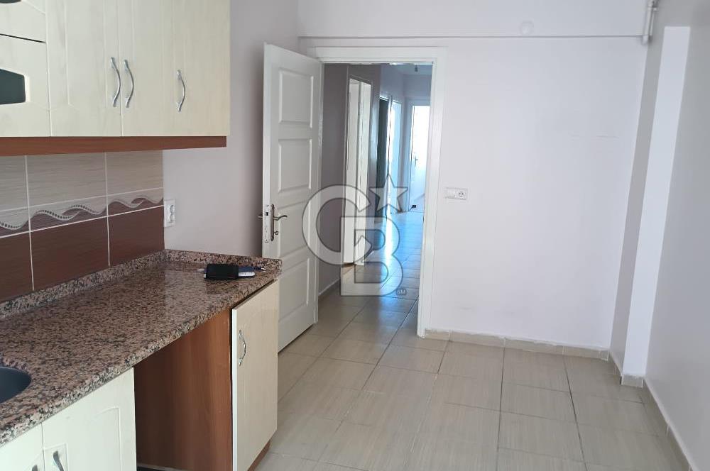 MALTEPE FINDIKLI MAHALLESİ SATILIK ARAKAT 3+1 DAİRE