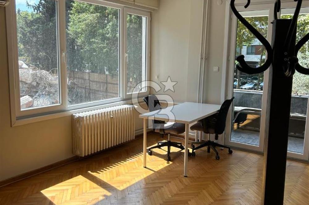 FENERYOLU BAĞDAT CADDESİ ÜZERİNDE SATILIK DAİRE