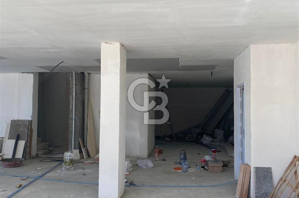 ARNAVUTKÖY KARLIBAYIRDA 600 M2 2 KATLI KİRALIK DÜKKAN