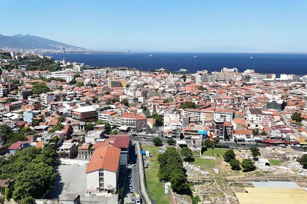 İKİÇEŞMELİK'TE SATILIK 1850m² KOMPLE BİNA