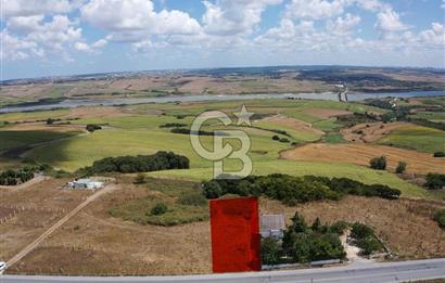 HADIMKÖY DURSUNKÖY YOLU CADDE CEPHELİ 700 m2