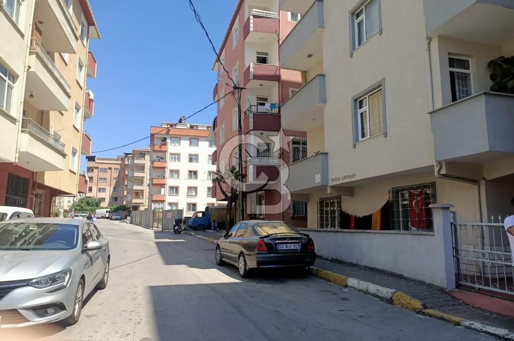 Kaynarca marmaraya yürüme mesafesinde 170 m2  yarı bodrum depo imalathane  