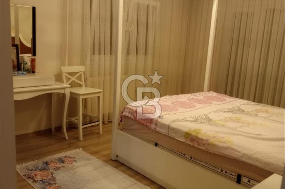 Gaziemir Atıf Bey Mahallesinde 5+3 Tripleks Villa