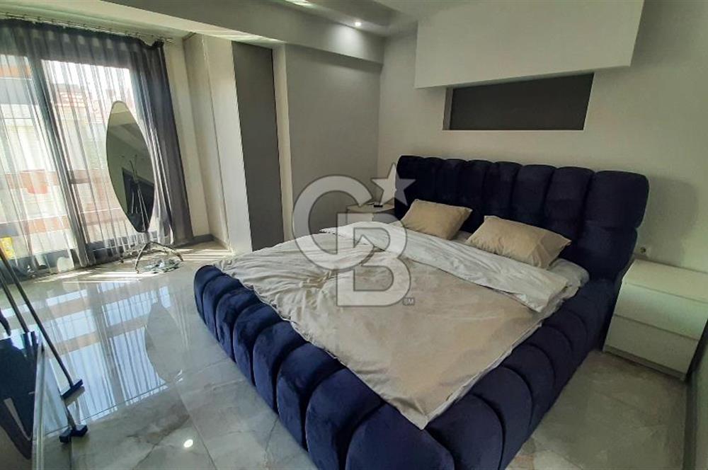 Güzelbahçe Sahilde Denize Sıfır Kiralık Villa