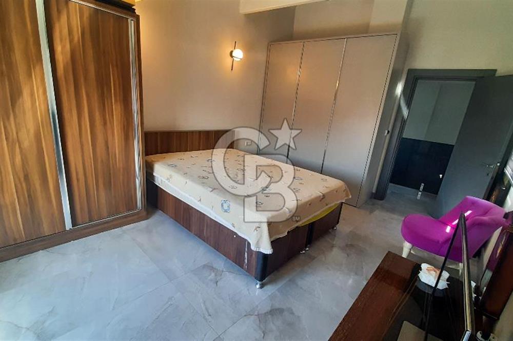 Güzelbahçe Sahilde Denize Sıfır Kiralık Villa