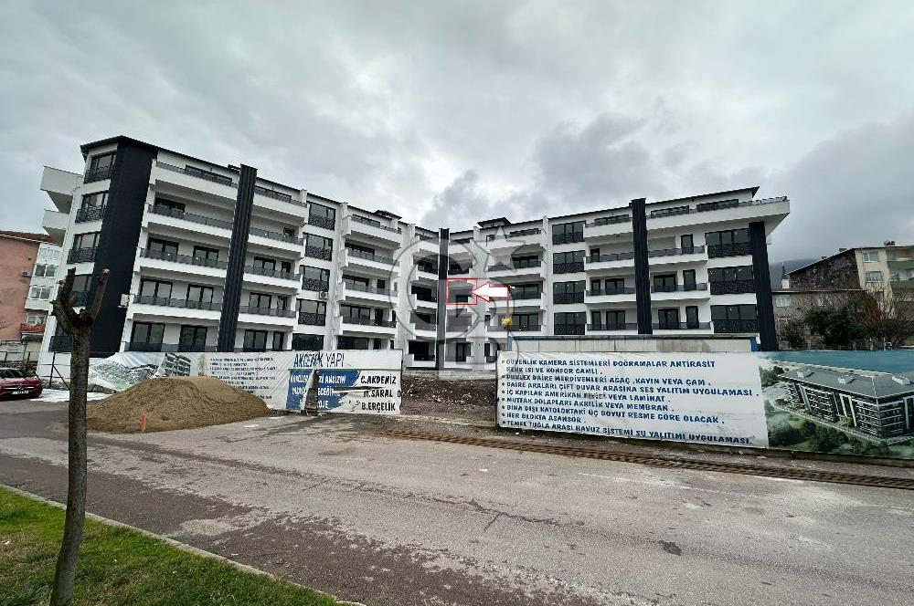 HALIDEREDE DENİZE SIFIR ASANSÖRLÜ DAİRE (TAKASLI)