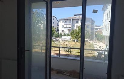 YALOVA MERKEZ İSMETPAŞA SATILIK DAİRE 2+1 ...!