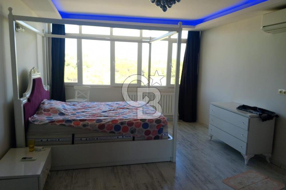 Gaziemir Atıf Bey Mahallesinde 5+3 Tripleks Villa