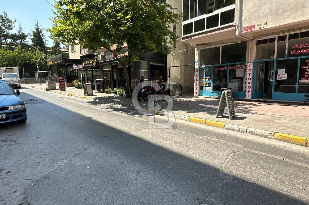 CB KİNG DEN NEF KARŞI ARASINDA 350m2 SATILIK DÜKKAN