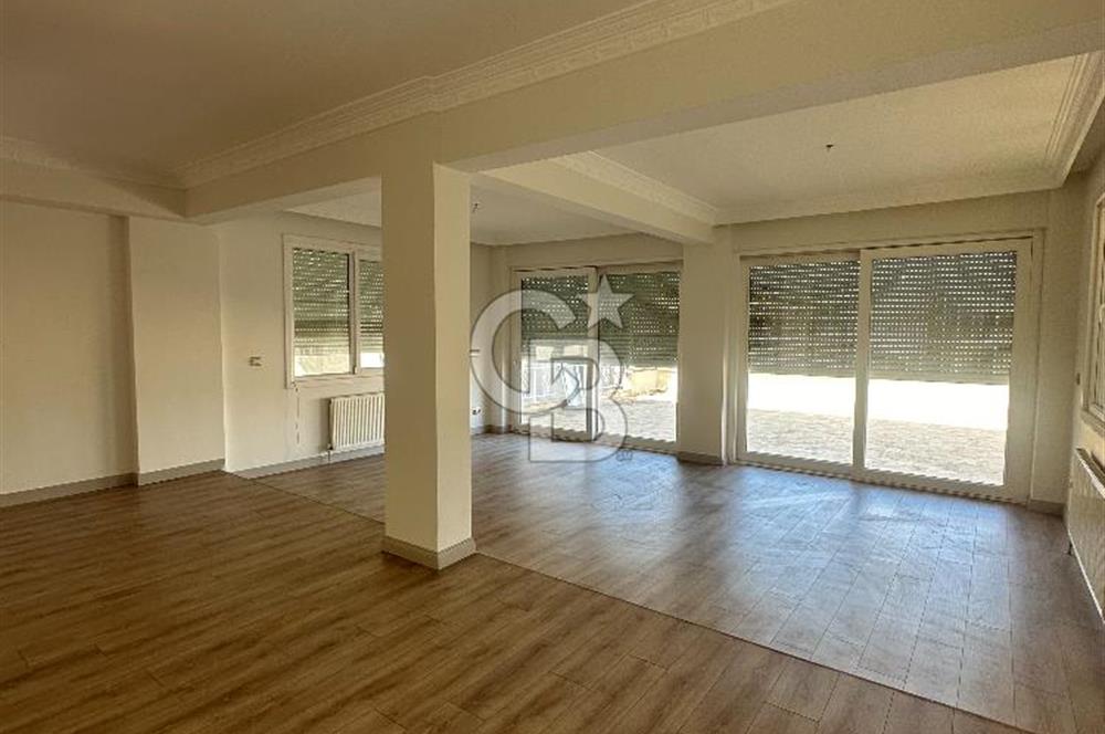 Tarabya'da Kiralık Şık Villa!