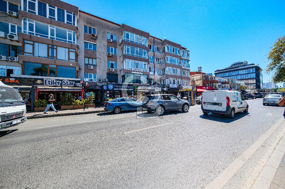 Nispetiye Caddesi'nde Devren Kiralık Telefon Dükkanı - Avantajlı Lokasyon, !"