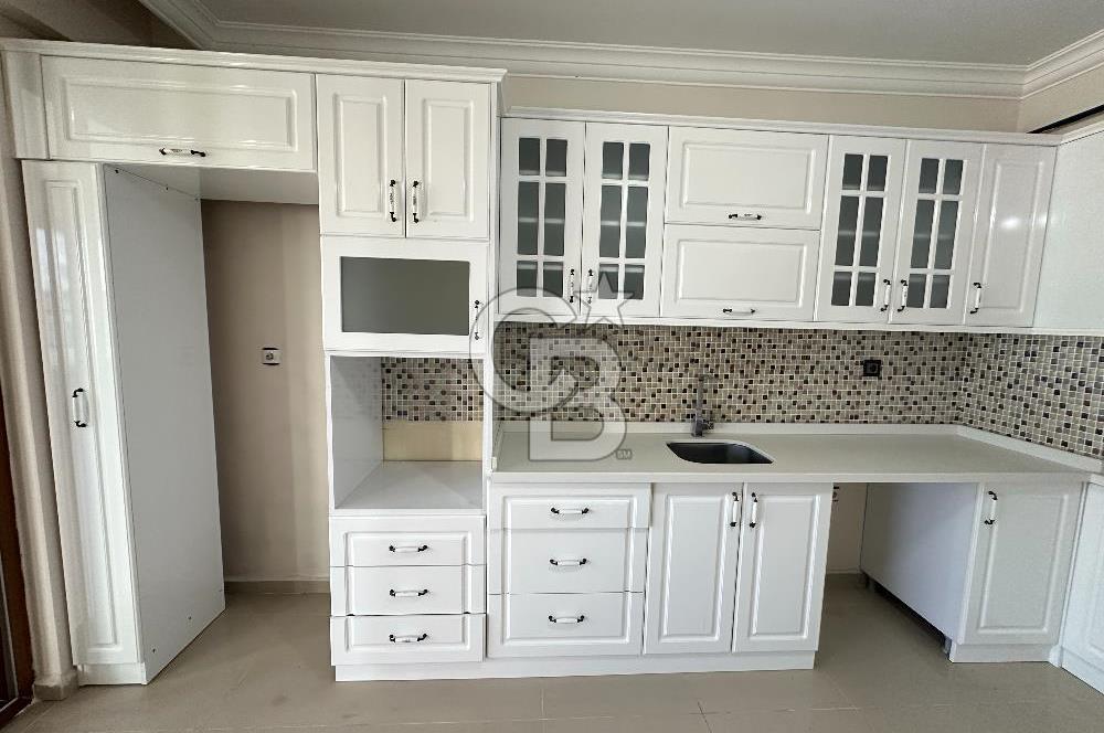 CB'DEN TEKEREK KÜÇÜKEV YANI CADDE ÜZERİ SİTE 5+1 SATILIK DAİRE