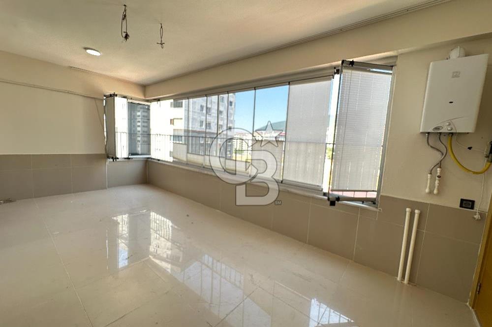 CB'DEN TEKEREK KÜÇÜKEV YANI CADDE ÜZERİ SİTE 5+1 SATILIK DAİRE