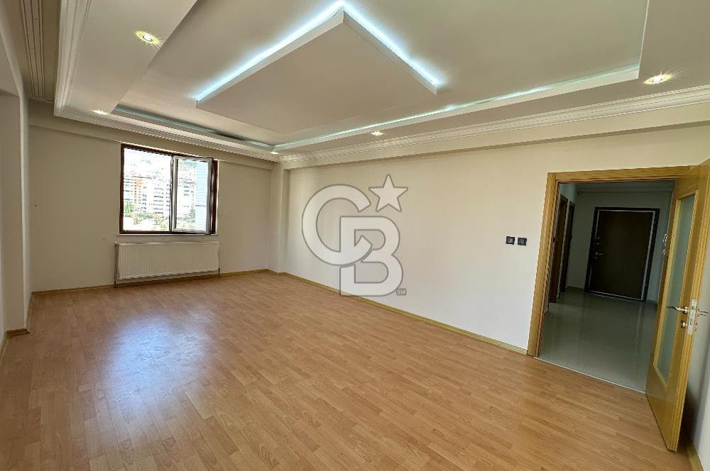 CB'DEN TEKEREK KÜÇÜKEV YANI CADDE ÜZERİ SİTE 5+1 SATILIK DAİRE