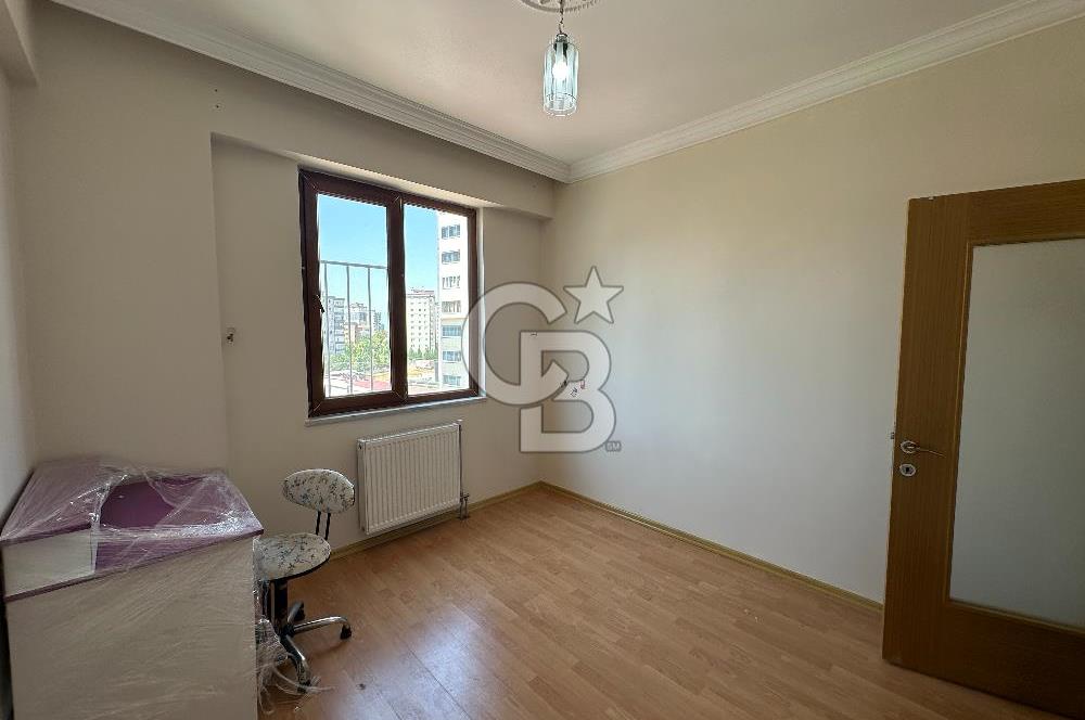 CB'DEN TEKEREK KÜÇÜKEV YANI CADDE ÜZERİ SİTE 5+1 SATILIK DAİRE