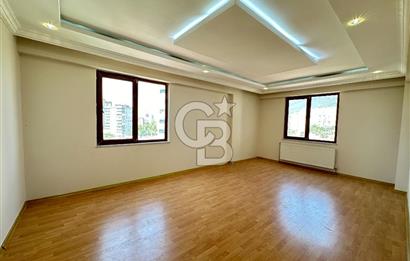 CB'DEN TEKEREK KÜÇÜKEV YANI CADDE ÜZERİ SİTE 5+1 SATILIK DAİRE