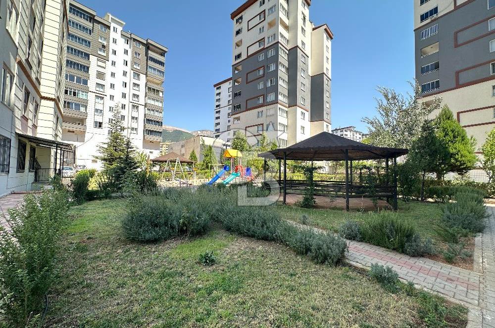 CB'DEN TEKEREK KÜÇÜKEV YANI CADDE ÜZERİ SİTE 5+1 SATILIK DAİRE