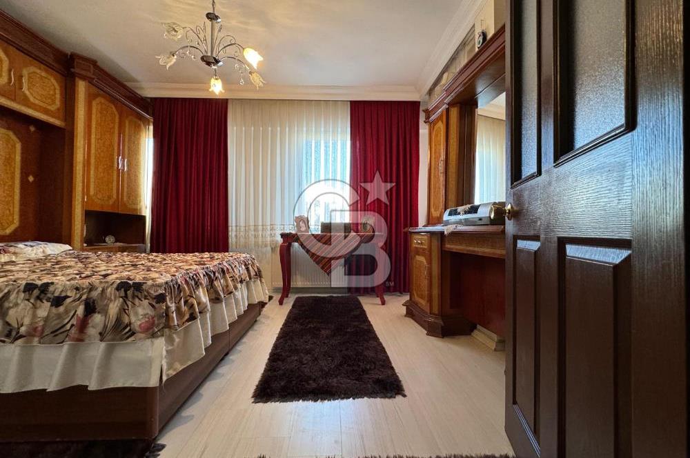 AKÇAY MERKEZDE, VERANDALI, MÜSTAKİL BAHÇELİ, 3+1 TRİPLEX VİLLA