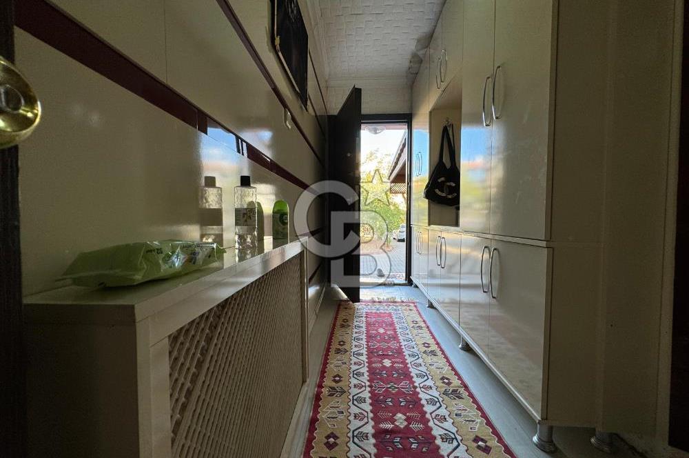 AKÇAY MERKEZDE, VERANDALI, MÜSTAKİL BAHÇELİ, 3+1 TRİPLEX VİLLA