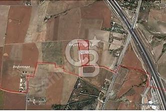 GÖLBAŞI / YAVRUCUK - HAYMANA YOLU ve OTOBAN YAKINI - 20.105 M2 TARLA