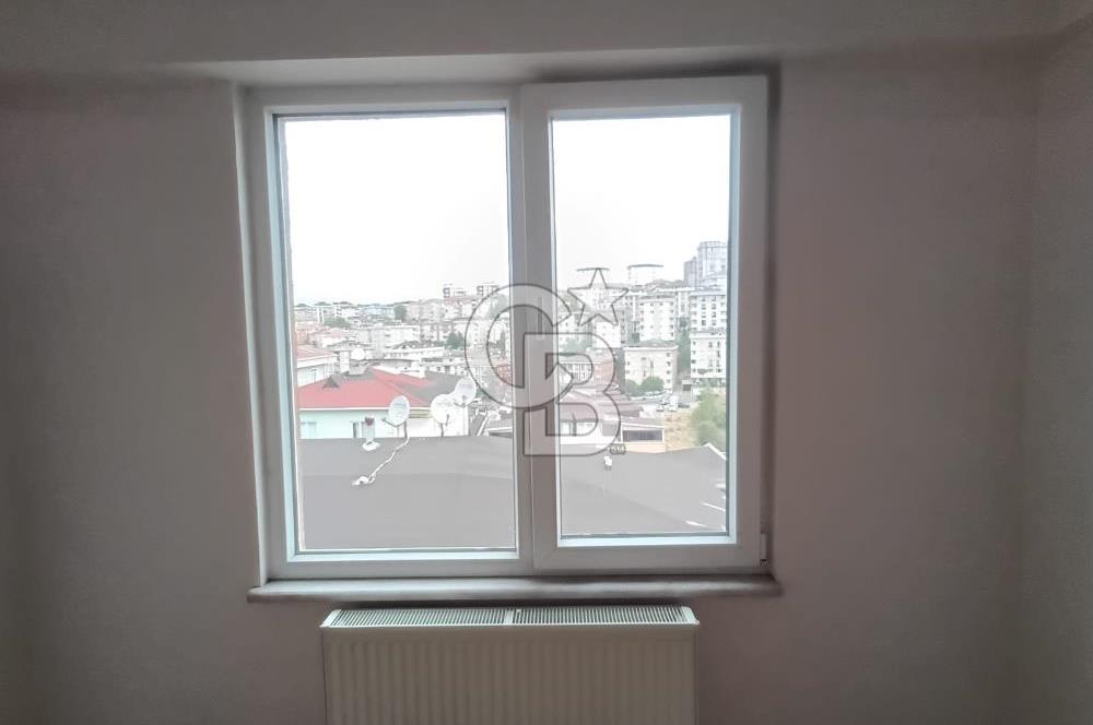 MALTEPE FINDIKLI MAHALLESİ SATILIK ARAKAT 3+1 DAİRE