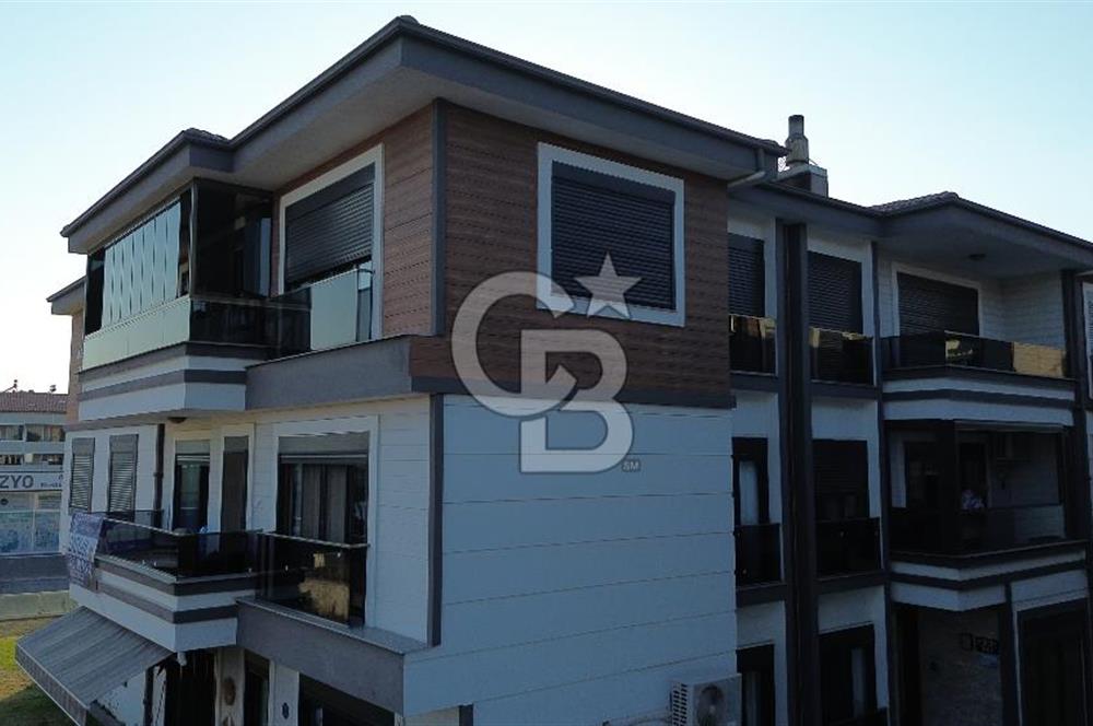 AKÇAY MERKEZ'DE SİTE İÇERİSİNDE ARA KAT SATILIK 2+1 DAİRE