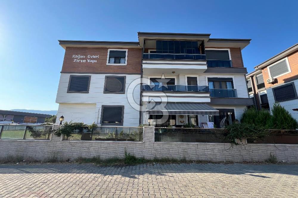 AKÇAY MERKEZ'DE SİTE İÇERİSİNDE ARA KAT SATILIK 2+1 DAİRE