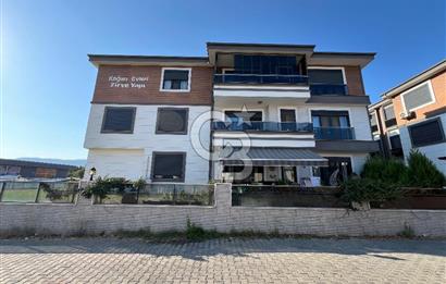 AKÇAY MERKEZ'DE SİTE İÇERİSİNDE ARA KAT SATILIK 2+1 DAİRE