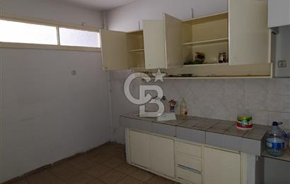 IŞIKLAR CAD. KİRALIK 2+1 DAİRE  120 M2  OFİS YADA MESKEN OLARAK KULLANILABİLİR