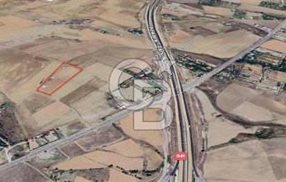 GÖLBAŞI / YAVRUCUK - HAYMANA YOLU ve OTOBAN YAKINI - 20.105 M2 TARLA