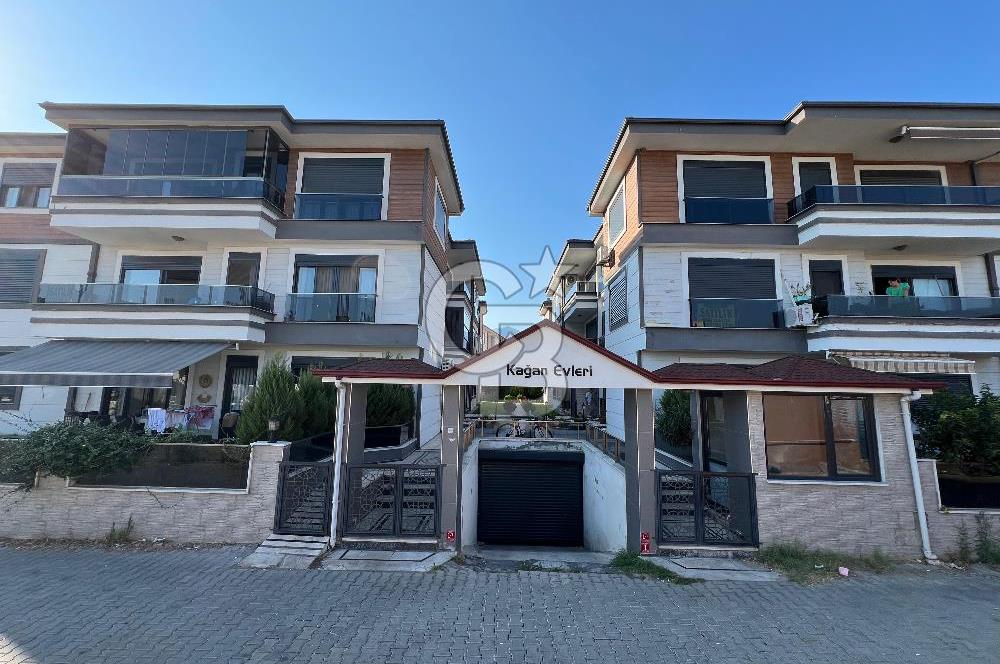 AKÇAY MERKEZ'DE SİTE İÇERİSİNDE ARA KAT SATILIK 2+1 DAİRE