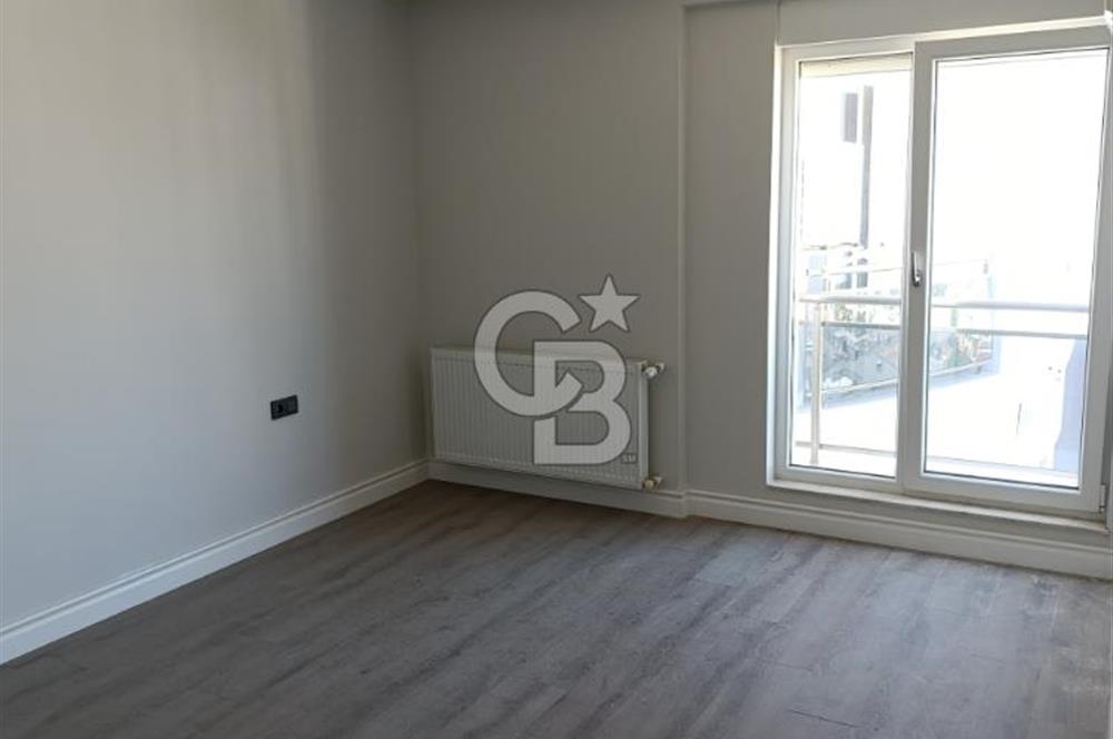 KUŞKAVAĞI’NDA MUHTEŞEM DENİZ MANZARALI SATILIK  3+1 DUBLEX DAİRE 190 M2 